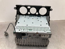 Load image into Gallery viewer, RADIO Subaru Legacy 2005 05 AM/FM/CD - NW443073
