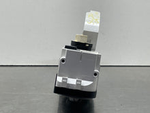 Load image into Gallery viewer, Temp Climate AC Heater Control Subaru Legacy 2005 05 2006 06 2007 07 08 09 Base - NW443018

