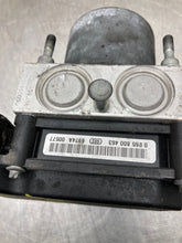 Load image into Gallery viewer, ABS PUMP Subaru Legacy 2005 05 2006 06 Auto - NW442887
