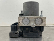 Load image into Gallery viewer, ABS Pump  CT6 2017 - NW443149
