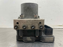 Load image into Gallery viewer, ABS Pump  CT6 2017 - NW443149
