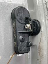 Load image into Gallery viewer, WHEEL RIM Escape 17-19 17x7-1/2 ALUM 17x7-1/2, 5 lug, 4-1/4" - NW443810
