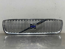 Load image into Gallery viewer, GRILLE Volvo V70 2005 05 2006 06 2007 07 - NW443465
