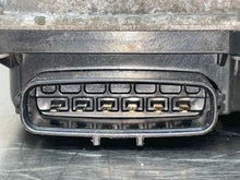 Load image into Gallery viewer, THROTTLE BODY Camry Highlander Rav 4 Avalon 05 06 - 10 - NW444240
