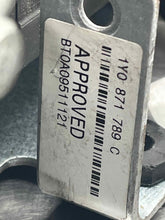 Load image into Gallery viewer, CONVERTIBLE TOP MOTOR Beetle 2003 03 2004 04 2005 05 06 07 08 09 10 - NW444434
