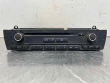 Load image into Gallery viewer, RADIO BMW Z4 X3 2005 05 2006 06 2007 07 2008 08 AM FM CD - NW444677
