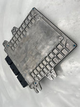 Load image into Gallery viewer, ECU ECM COMPUTER Infiniti Q50 2014 14 2015 15 - NW59960
