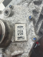 Load image into Gallery viewer, Transfer Case Ford Escape 2017 - NW445641
