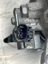 Load image into Gallery viewer, [INVENTORYCAR_YEAR_MAKE_MODEL] AC A/C AIR CONDITIONING COMPRESSOR - NW445349
