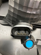 Load image into Gallery viewer, Tail Lamp Light  FORD F350SD PICKUP 2022 - NW445790
