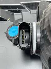 Load image into Gallery viewer, Tail Lamp Light  FORD F350SD PICKUP 2022 - NW445794
