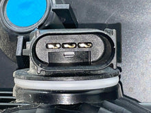 Load image into Gallery viewer, Tail Lamp Light  FORD F350SD PICKUP 2022 - NW446249
