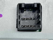 Load image into Gallery viewer, Info-Gps Screen   2014 - NW446050
