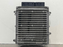 Load image into Gallery viewer, ECU ECM COMPUTER Mercedes C300 C350 SLK350 GLK350 2013 13 - NW445946

