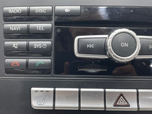 Load image into Gallery viewer, RADIO CONTROL C250 C300 E250D E300 E350 E400 E550 E63 GLK350 12-15 - NW446142
