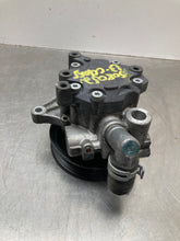 Load image into Gallery viewer, POWER STEERING PUMP C250 C300 C350 C63 12 13 14 15 - NW446216
