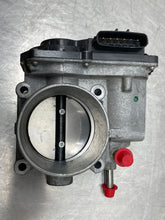 Load image into Gallery viewer, THROTTLE BODY Nissan Sentra 13 14 15 16 17 18 19 - NW446741
