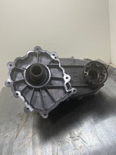 Load image into Gallery viewer, Transfer Case  GRAND CHEROKEE 2019 - NW447798
