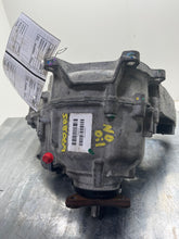Load image into Gallery viewer, TRANSFER CASE BMW X5 X6 2013 13 2014 14 - NW447799
