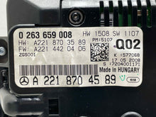 Load image into Gallery viewer, INFO-GPS SCREEN CL550 CL600 CL63 CL65 S450 Cdn S550 S600 S63 07-09 - NW448103

