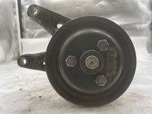 Load image into Gallery viewer, POWER STEERING PUMP BMW 535xi 2008 08 2009 09 2010 10 - NW163161
