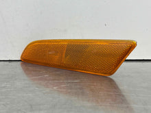 Load image into Gallery viewer, SIDE MARKER LAMP LIGHT ES300 ES330 2002-2006 Bumper Mounted Left - NW448638

