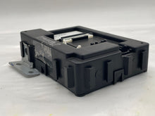 Load image into Gallery viewer, Body Control Module Infiniti QX56 Nissan Armada Titan 2004 04 2005 05 06 - NW31433
