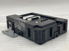 Load image into Gallery viewer, Body Control Module Infiniti QX56 Nissan Armada Titan 2004 04 2005 05 06 - NW31433
