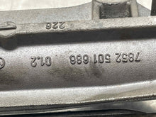 Load image into Gallery viewer, STEERING GEAR Land Rover Range Rover 06 07 08 09 10 11 12 - NW449021
