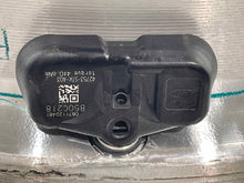 Load image into Gallery viewer, WHEEL RIM Pilot 09 10 11 17x7-1/2 ALLOY - NW449145
