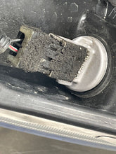 Load image into Gallery viewer, HEADLIGHT LAMP ASSEMBLY Altima 2010 10 2011 11 2012 12 Right - NW102783
