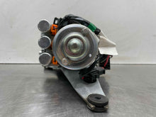 Load image into Gallery viewer, CONVERTIBLE TOP MOTOR Audi A4 S4 RS4 2003 03 2004 04 2005 05 06 07 08 09 - NW449275
