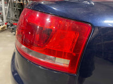Load image into Gallery viewer, TAIL LIGHT LAMP ASSEMBLY A4 Rs4 S4 2007 07 2008 08 2009 09 Right - NW449562

