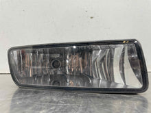 Load image into Gallery viewer, FOG LIGHT Ford Expedition 2003 03 2004 04 2005 05 06 Right - NW449823
