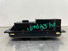 Load image into Gallery viewer, REAR TEMPERATURE CONTROLS Ford Expedition 03 04 05 06 - NW449880
