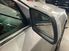 Load image into Gallery viewer, SIDE VIEW DOOR MIRROR BMW 525i 530i 545i 04 05 06 Right - NW449747
