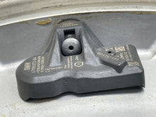 Load image into Gallery viewer, WHEEL RIM 320i 328D 328i 328I GT 335i 335i GT 428i 12-16 18x8 ALLOY - NW197651

