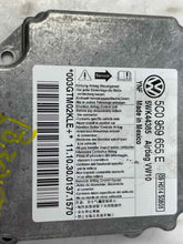 Load image into Gallery viewer, AIR BAG CONTROL MODULE COMPUTER Volkswagen Beetle 2012 12 - NW38645
