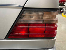 Load image into Gallery viewer, TAIL LIGHT LAMP ASSEMBLY E300d E320 E320 Convertible E320 94-95 Right - NW450867
