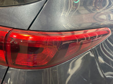 Load image into Gallery viewer, OUTER TAIL LIGHT LAMP Kia Sportage 2017 17 2018 18 2019 19 Right - NW450865
