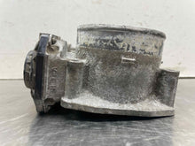 Load image into Gallery viewer, THROTTLE BODY Range Rover Sport LR3 2005 05 2006 06 4.4L - NW450855
