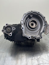 Load image into Gallery viewer, TRANSFER CASE E300 E320 E350 E550 E63 2008 08 2009 09 - NW450849
