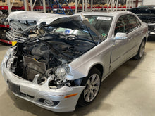 Load image into Gallery viewer, TRANSFER CASE E300 E320 E350 E550 E63 2008 08 2009 09 - NW450849
