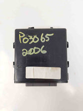 Load image into Gallery viewer, THEFT LOCKING COMPUTER Toyota Camry 02 03 04 05 06 - NW38125
