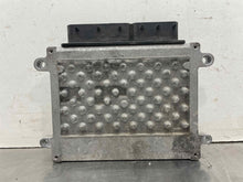 Load image into Gallery viewer, ECU ECM COMPUTER Land Rover LR2 2008 08 2009 09 - NW451153
