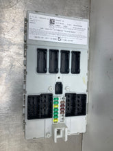 Load image into Gallery viewer, BODY CONTROL MODULE BCM COMPUTER I3 I8 Clubman Cooper Countryman 14-20 - NW451075
