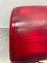 Load image into Gallery viewer, TAIL LIGHT LAMP ASSEMBLY S10 Blazer Envoy S15 Jimmy Bravada 95-05 Right - NW452532
