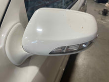 Load image into Gallery viewer, SIDE VIEW DOOR MIRROR E350 E550 E280 E300 E320 E63 07 08 09 Left - NW452822
