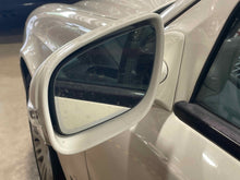 Load image into Gallery viewer, SIDE VIEW DOOR MIRROR E350 E550 E280 E300 E320 E63 07 08 09 Left - NW452822

