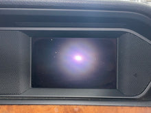 Load image into Gallery viewer, INFO-GPS SCREEN C250 C300 C350 C63 Gl350 Gl450 Gl550 GL63 AMG ML350 12-16 - NW453348
